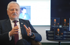 Lansare de carte. A face politică înseamnă a schimba lucrurile în bine